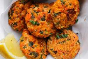 Low Carb Mini Salmon Cakes by Elite Training Facility